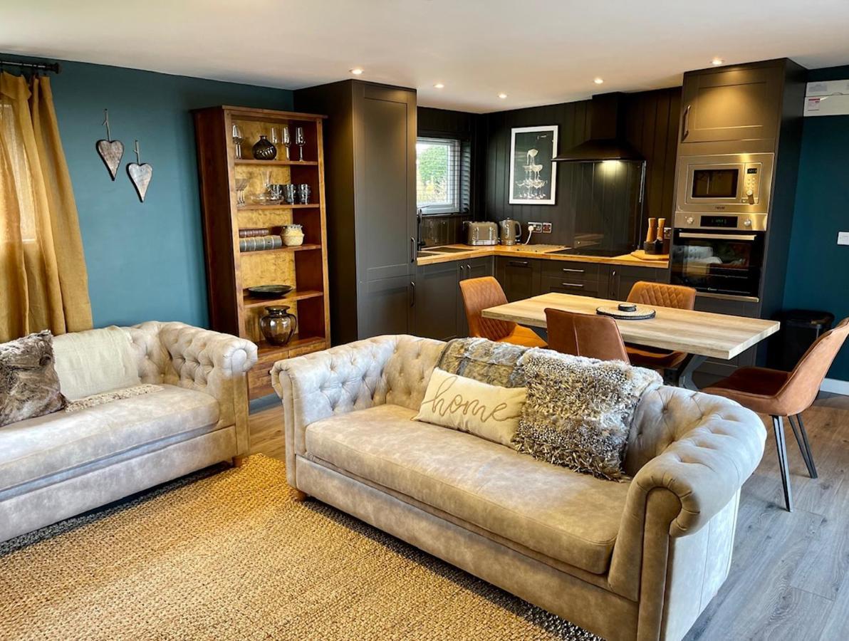 The Cabin@Tyddynucha Caernarfon Eksteriør billede